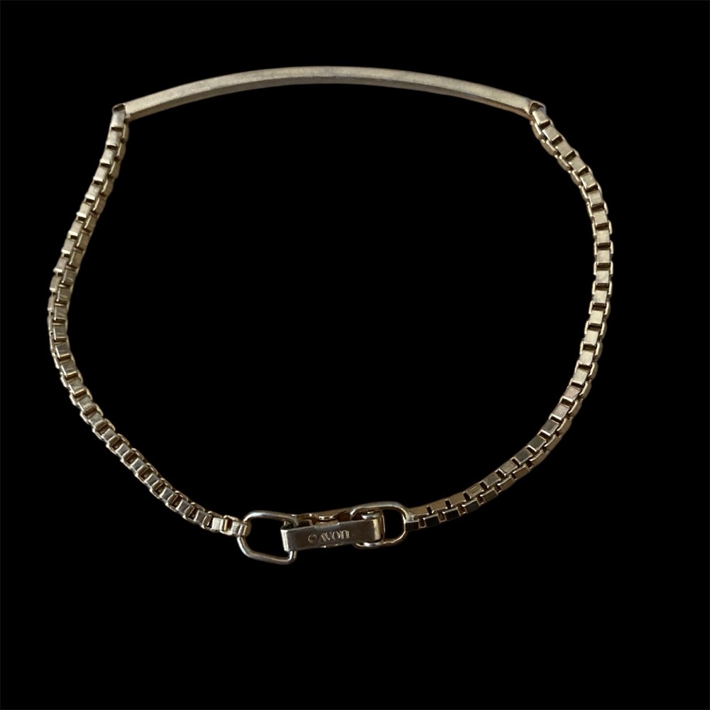 Avon gold tone bar bracelet delicate vintage